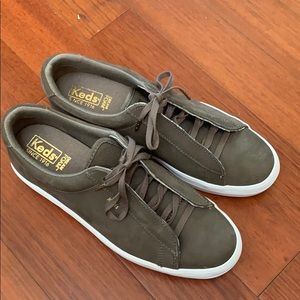 Keys Rise Grey Suede Sneakers 7.5